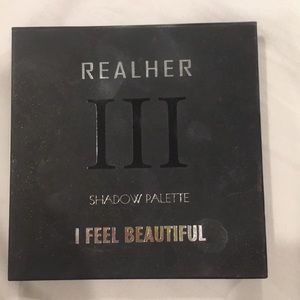 Realher I feel beautiful palette III
